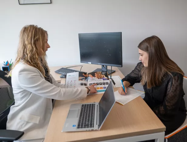 bac-pour-formation-digitale-école-de-commerce-AFTEC-Laval