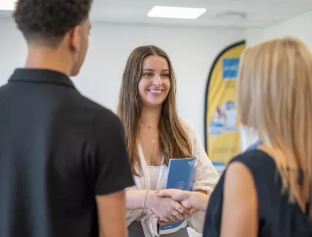 contrat-d-apprentissage-ou-contrat-de-professionnalisation-aftec-rennes-vous-dit-tout