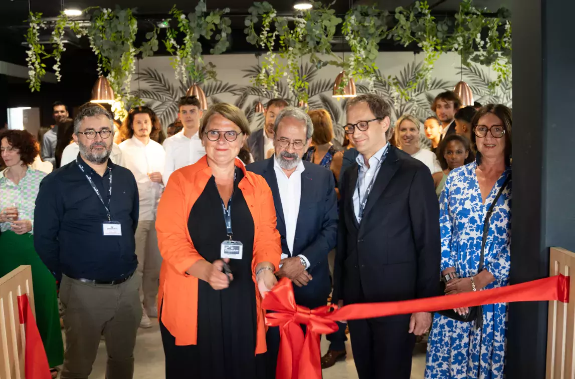 2023-07-17-Photo-pour-article-sur-l'inauguration-du-campus-01